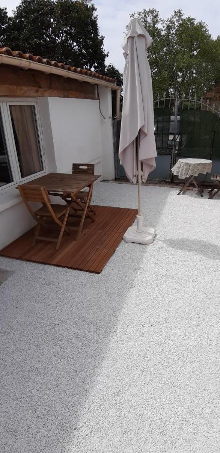 Petit Studio Independant Dans Jardin Avec Parking Et Portail Electrique Marsylia Zewnętrze zdjęcie